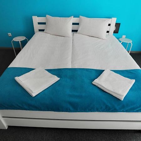 Family Hostel Lviv Ngoại thất bức ảnh