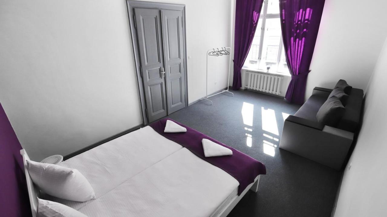 Family Hostel Lviv Ngoại thất bức ảnh