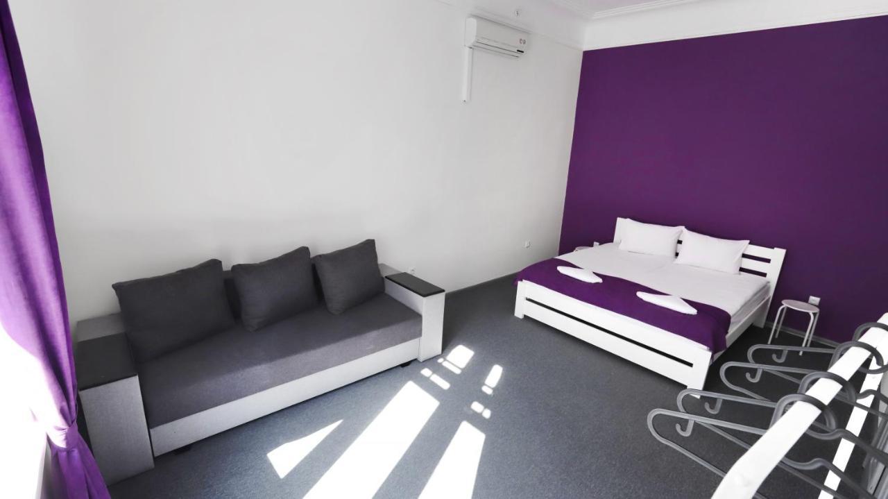 Family Hostel Lviv Ngoại thất bức ảnh