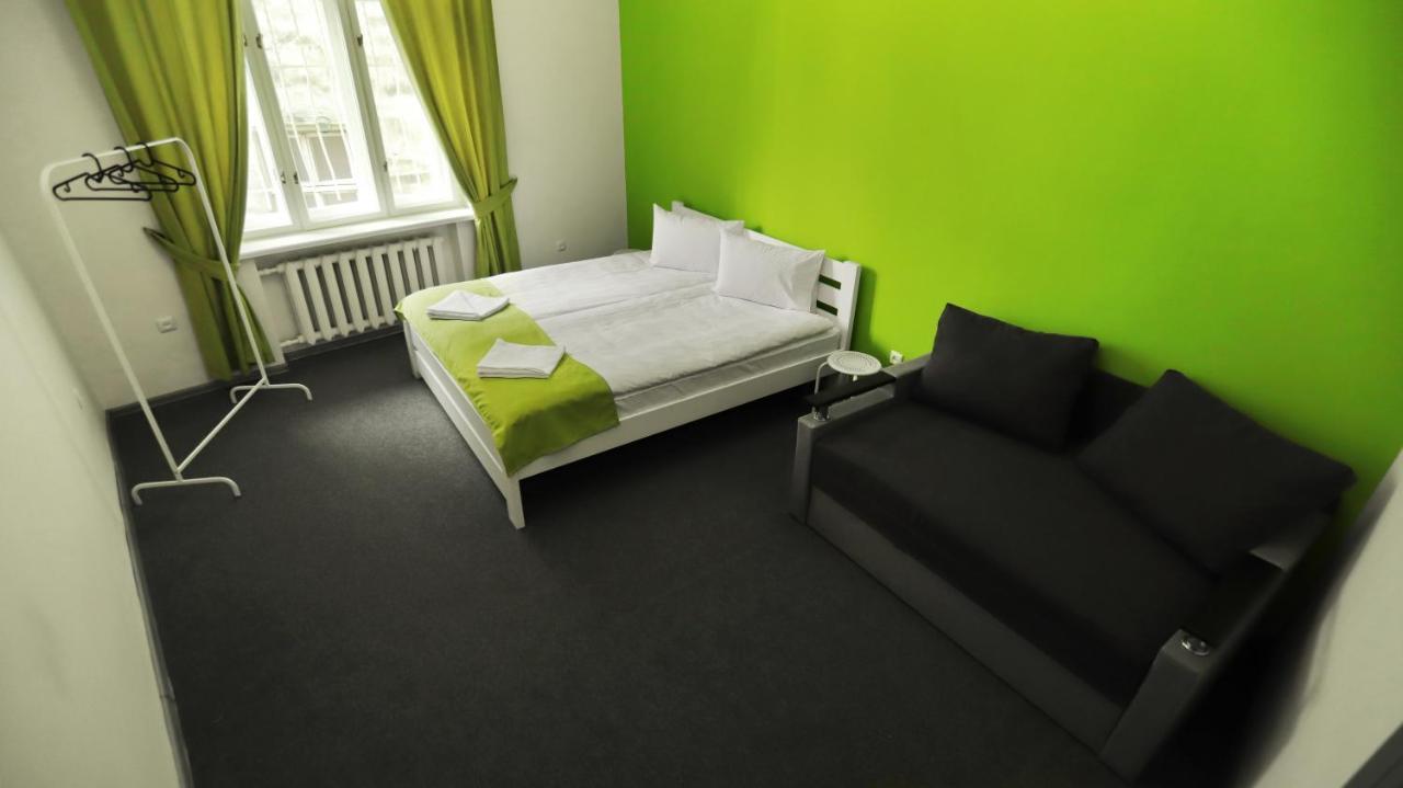 Family Hostel Lviv Ngoại thất bức ảnh