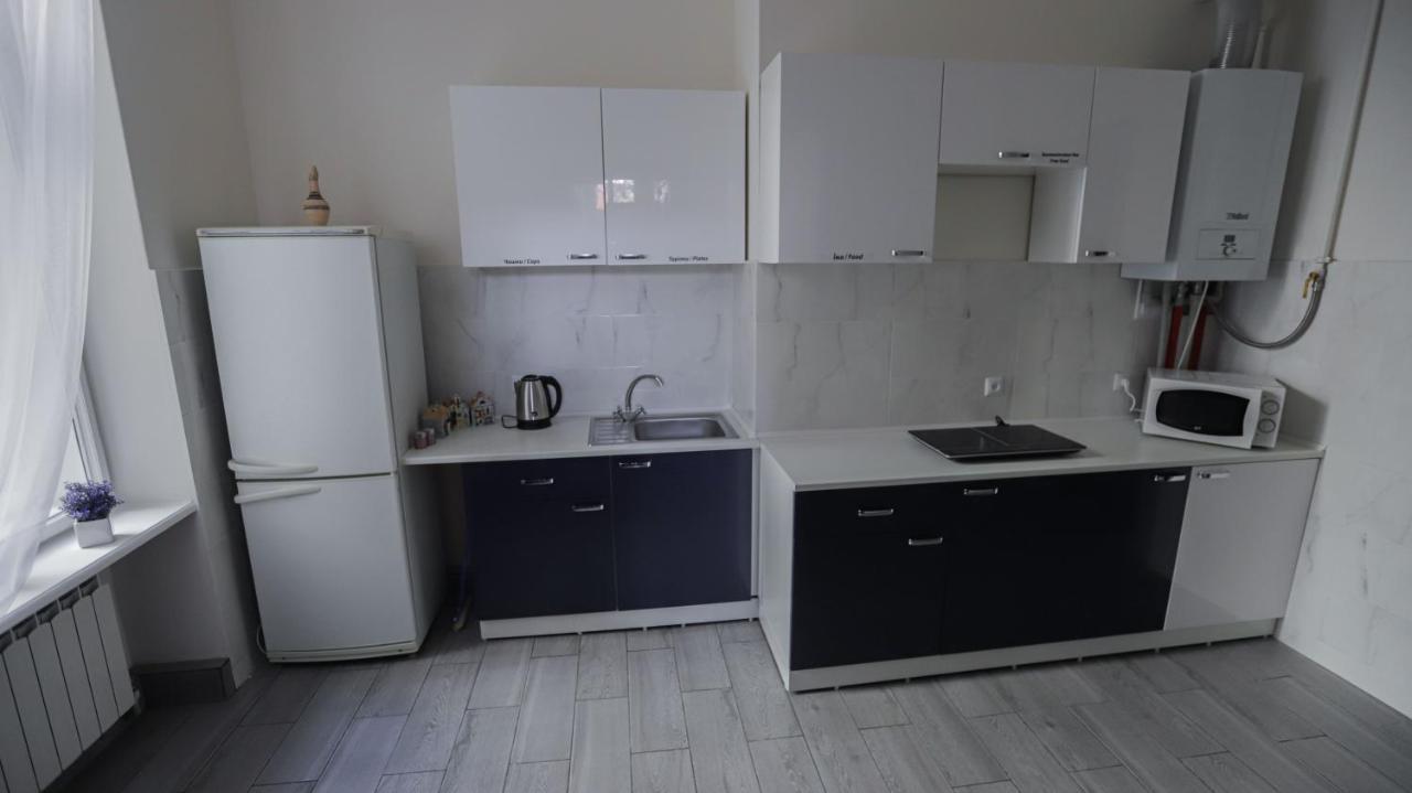 Family Hostel Lviv Ngoại thất bức ảnh